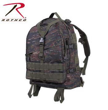 Load image into Gallery viewer, Large Camo Transport Pack