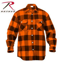 Load image into Gallery viewer, Extra Heavyweight Buffalo Plaid Flannel Shirt
